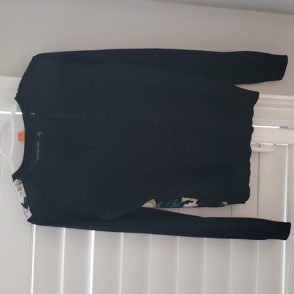 Joe Fresh Sweater - Picture 2 of 3